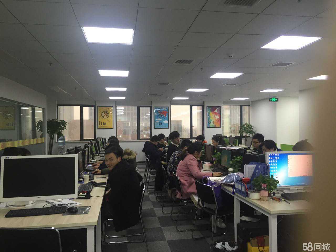 武漢中啟升騰 洞察市場(chǎng)脈搏，助力商務(wù)決策的智慧之選